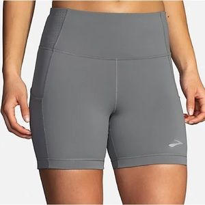 Brooks Method 5” short tight NWOT
